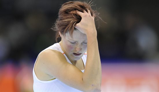 Jorien ter Mors met de handen in het haar na haar rit | Sander Chamid