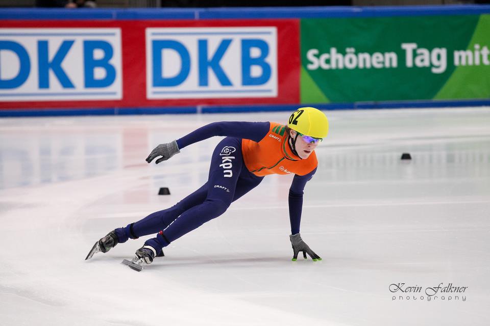 67271_538962572810805_48443076_n