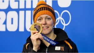 cropped-Jorien_ter_Mors_Sotsji_huldiging_Winterspelen_2014_goud_medaille2.jpg